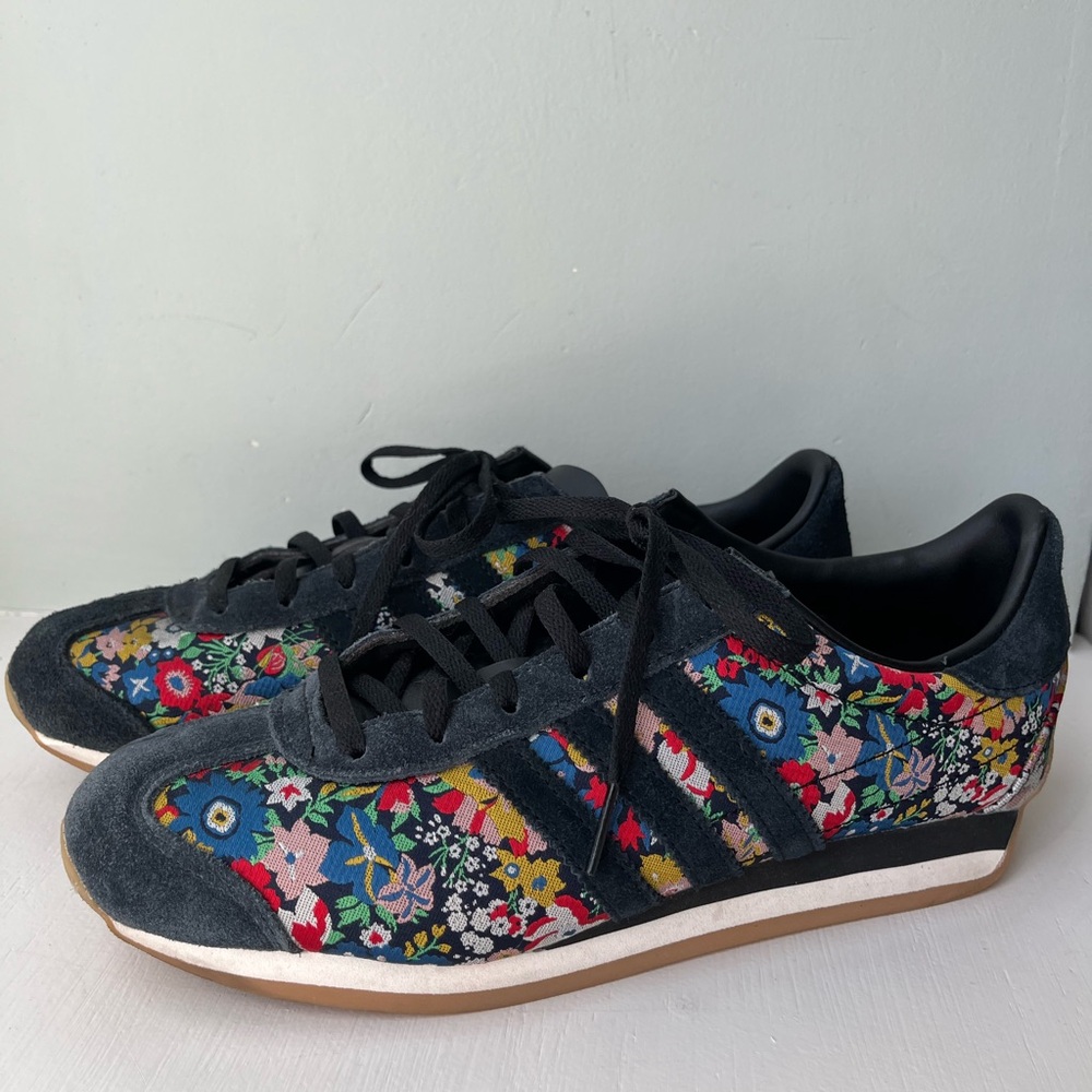 Adidas x Liberty Country OG Shoes, size US 7.5 / UK 6 / EU 39 1/3